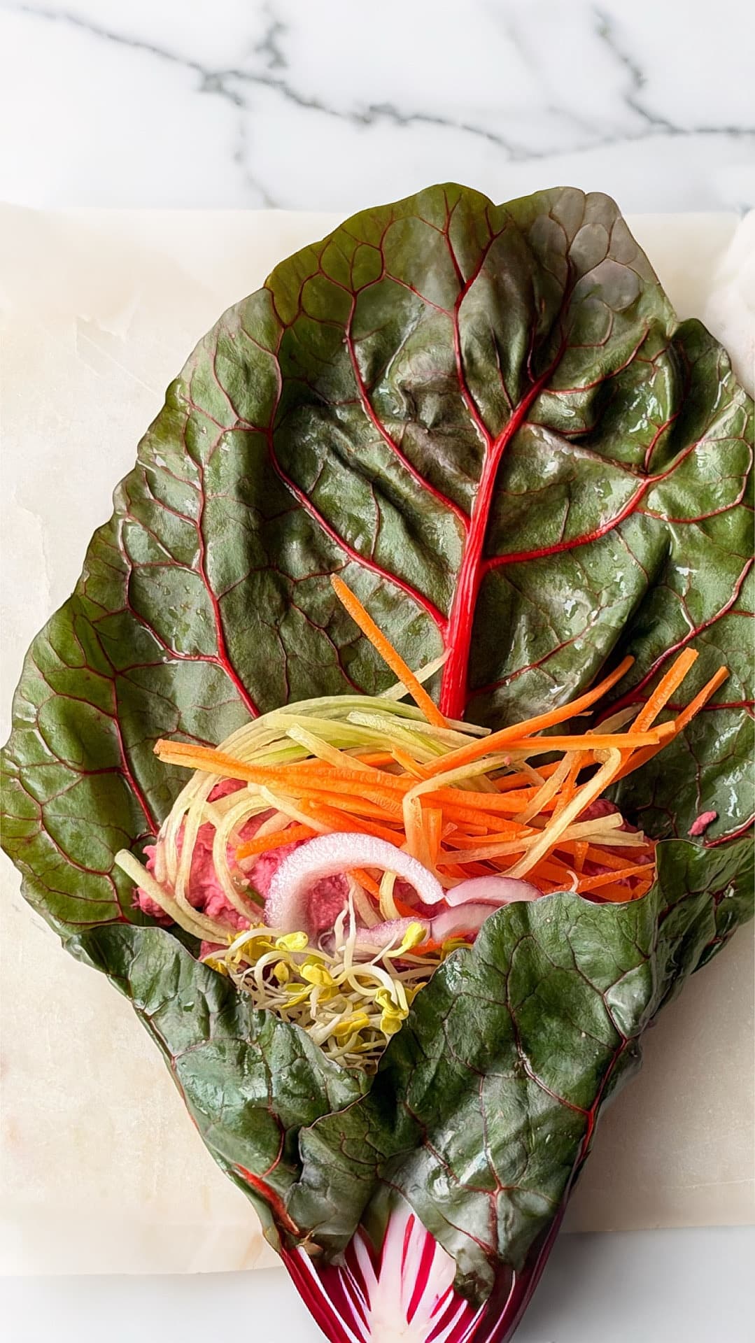 Մանգոլդի ռոլեր՝ բազուկի և սպիտակ լոբու հումուսով - Image 2